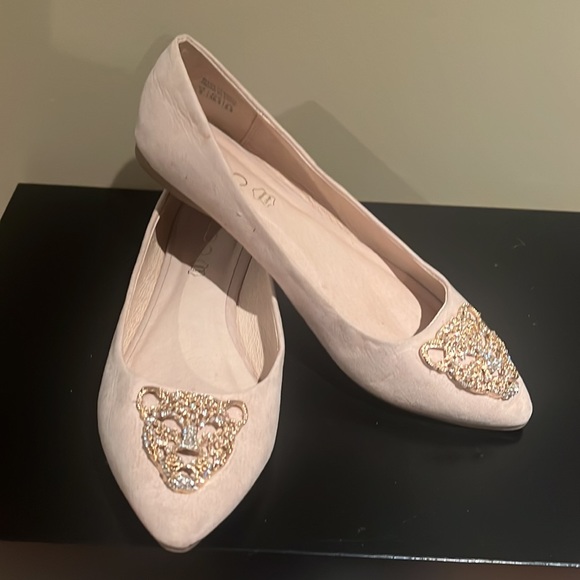 Women’s flats, size 8 , barely used - Picture 3 of 3